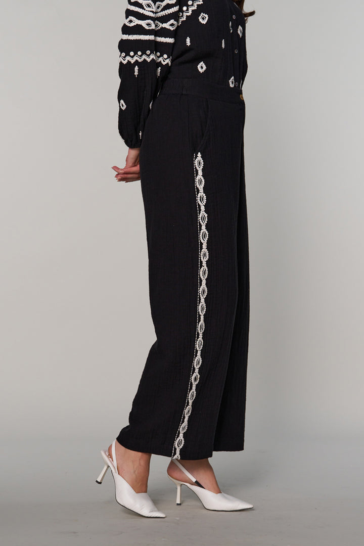 Sana Embroidered Pants